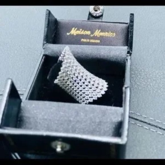 Stunning 5.22  Diamond Ring 18K White Gold - Picture 1 of 4